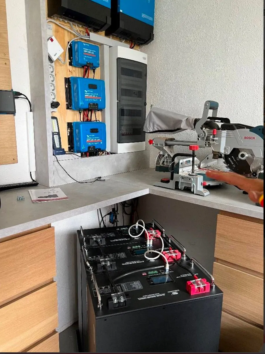 48V 200ah بطارية ليثيوم أيون قابلة لإعادة الشحن LiFePO4 بطارية ليثيوم