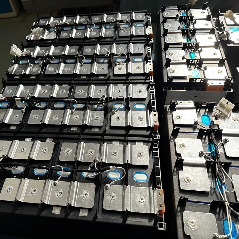 بطارية ليثيوم للرافعة الشوكية عالية الأمان 24V 48V 72V 80V 200ah 400ah 600ah