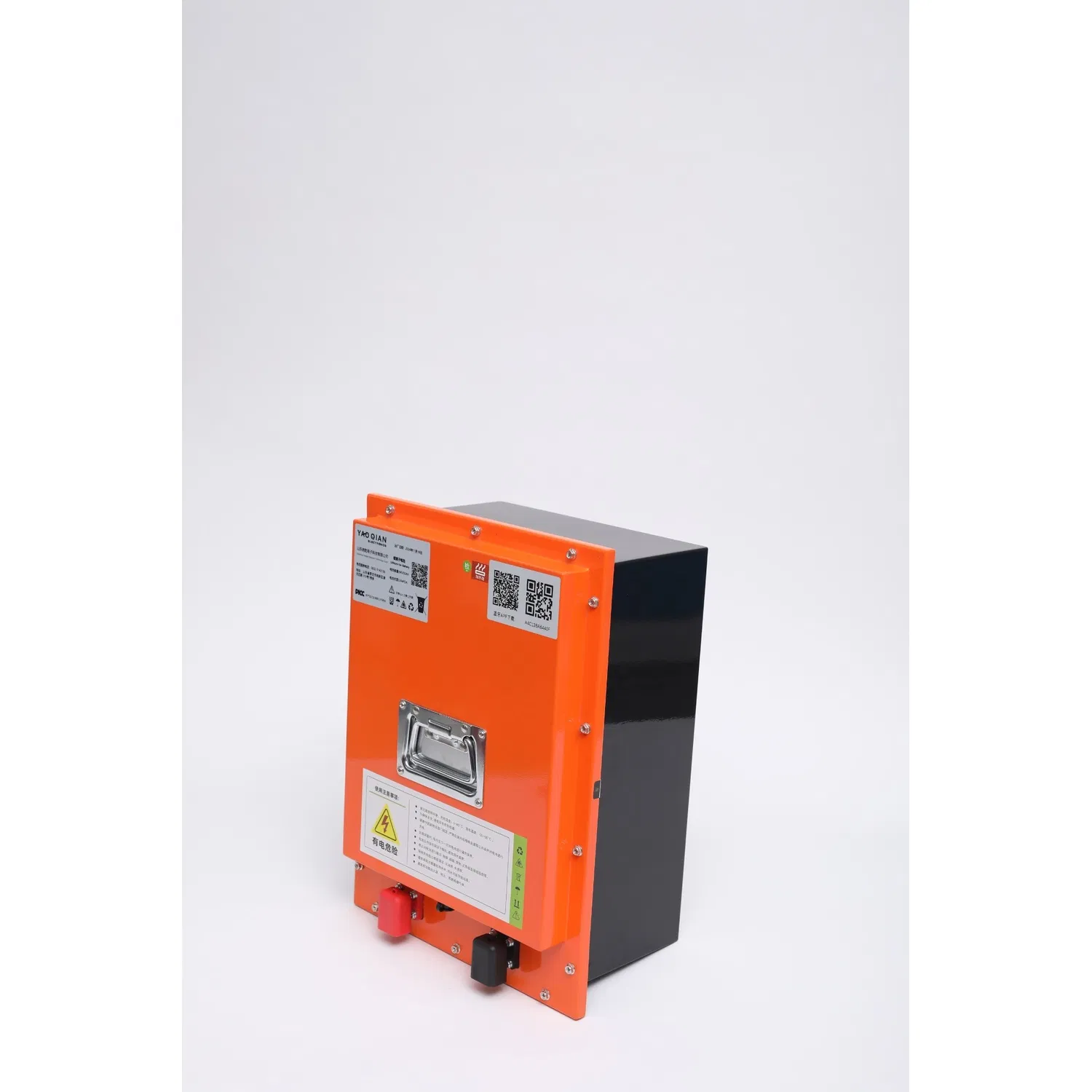 بطارية ليثيوم عالية الأداء 64V 50ah LiFePO4 لبطارية المركبات الكهربائية للدراجات الثلاثية وعربات الجولف وتطبيقات الطاقة الشمسية