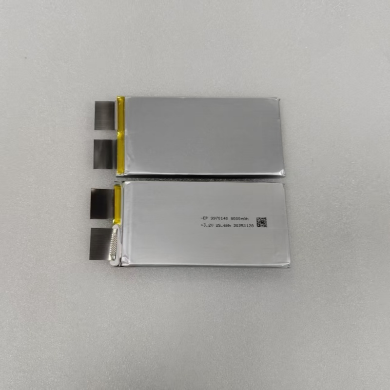 3.2V خلايا الكيس 8ah 45c بطاريات ليثيوم كيسية لتخزين الطاقة البحرية