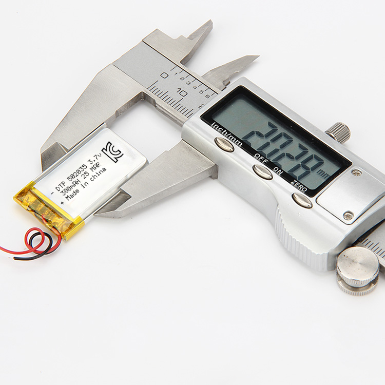 المخزون Dtp502035 كود IEC62133 شهادة RoHS لبطارية ليثيوم بوليمر 300mAh ليثيوم بوليمر 3.7V