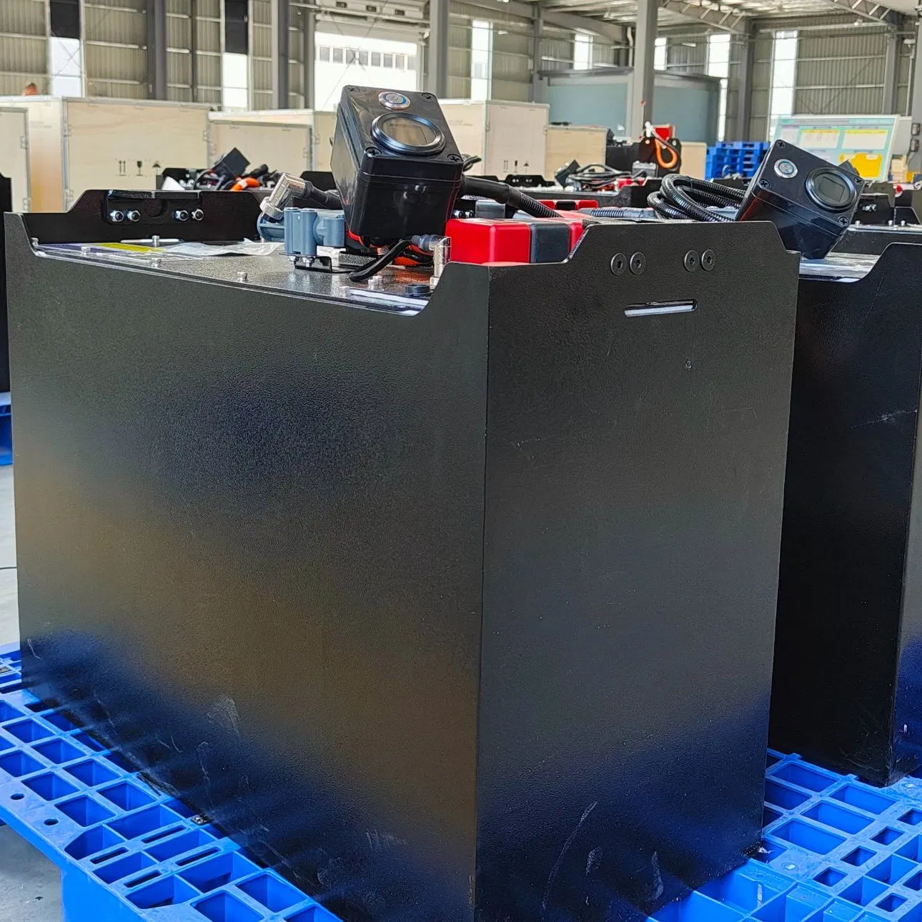 بطارية ليثيوم أيون عالية الأداء 48V 51.2V 440ah لرافعة كهربائية