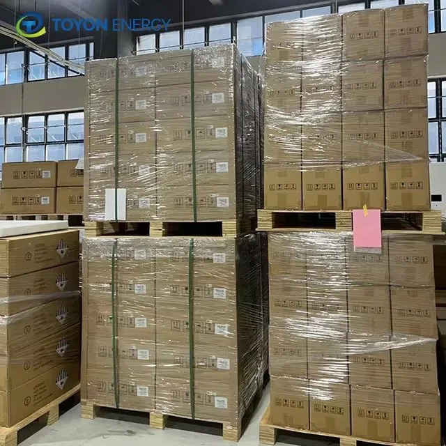 48V 51.2V 100ah 200ah خزانة بطارية ليثيوم أيون ذات سعة عالية مثبتة على الرف LiFePO4 لنظام الطاقة الشمسية