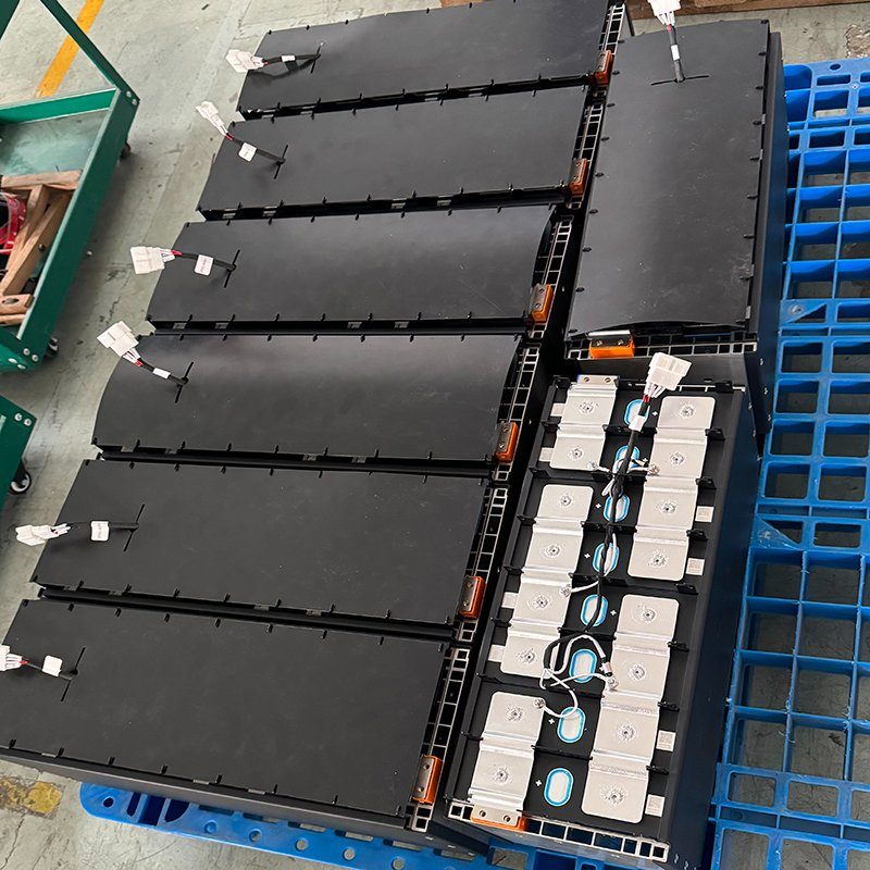 بطارية ليثيوم للرافعة الشوكية عالية الأمان 24V 48V 72V 80V 200ah 400ah 600ah