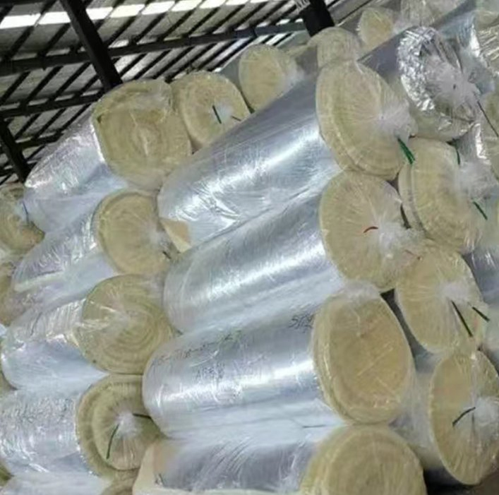 Modern Design Aluminum Foil-Reinforced Glass Wool Roll Felt Wall Sound Heat Insulation Material for Noise Reduction Greenhouses