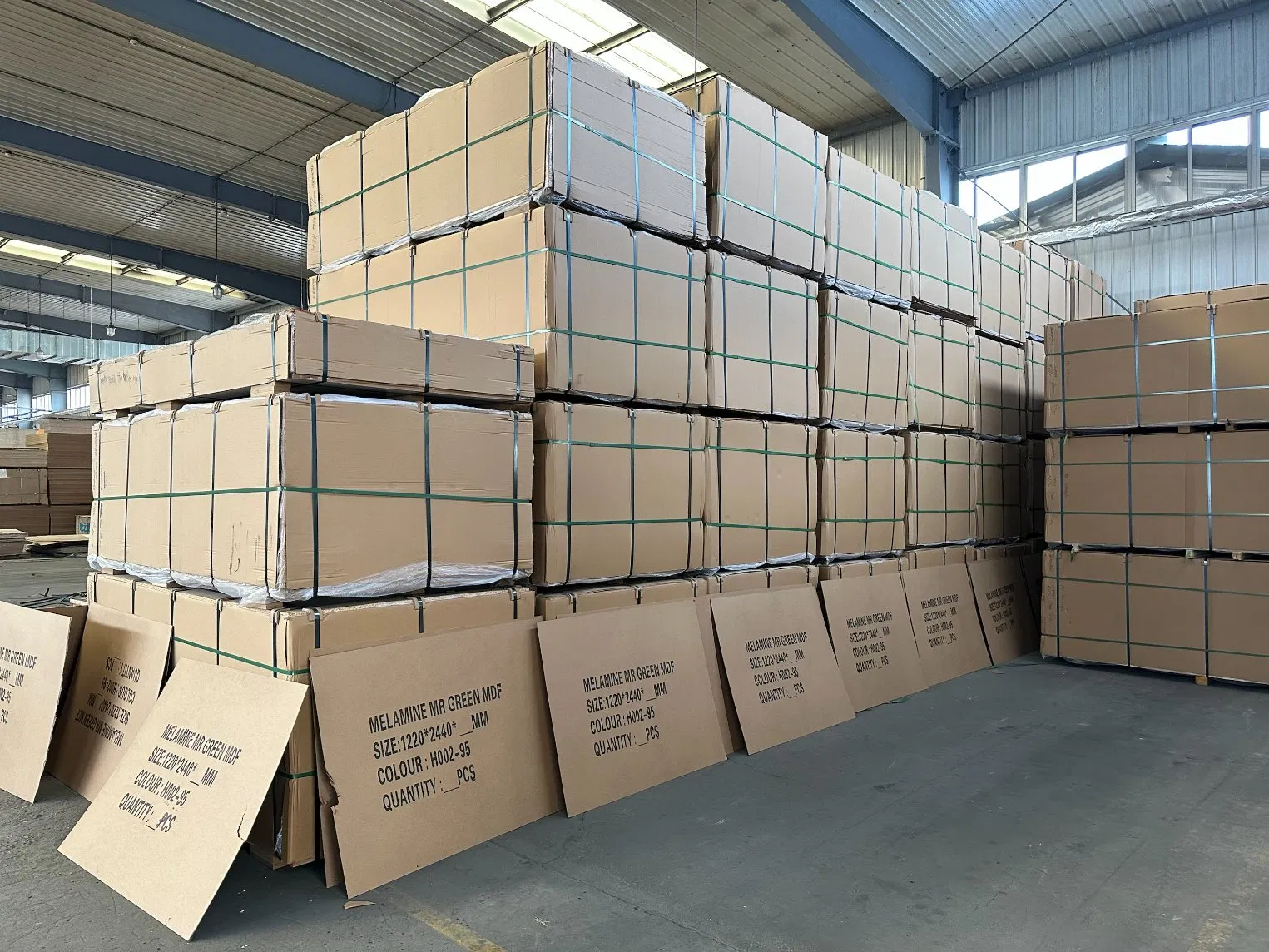 Affordable Melamine Blockboard: Ultra-Smooth Finish for Stylish Interiors