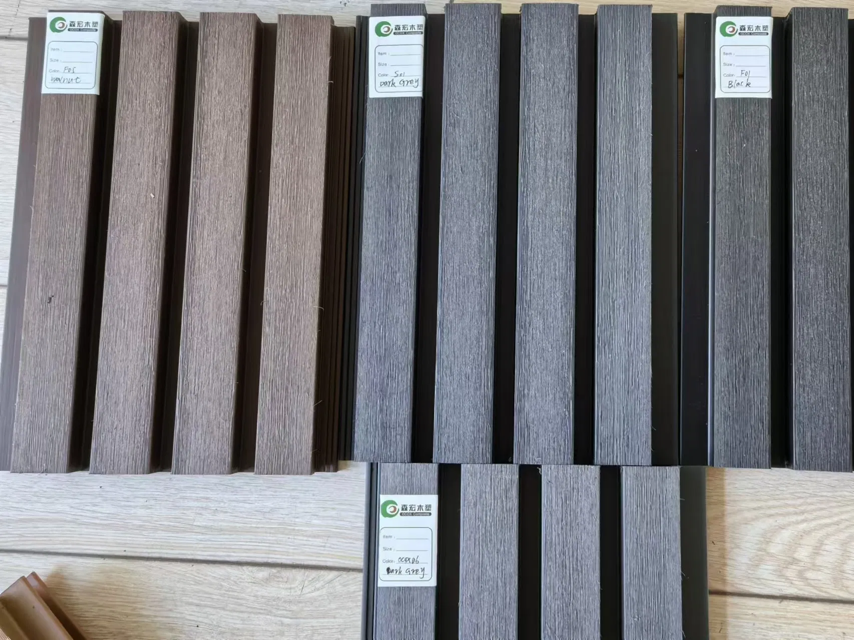 Ocox Free Maintain Slatted Easy Installation WPC Exterior Wall Castellated Wall Cladding