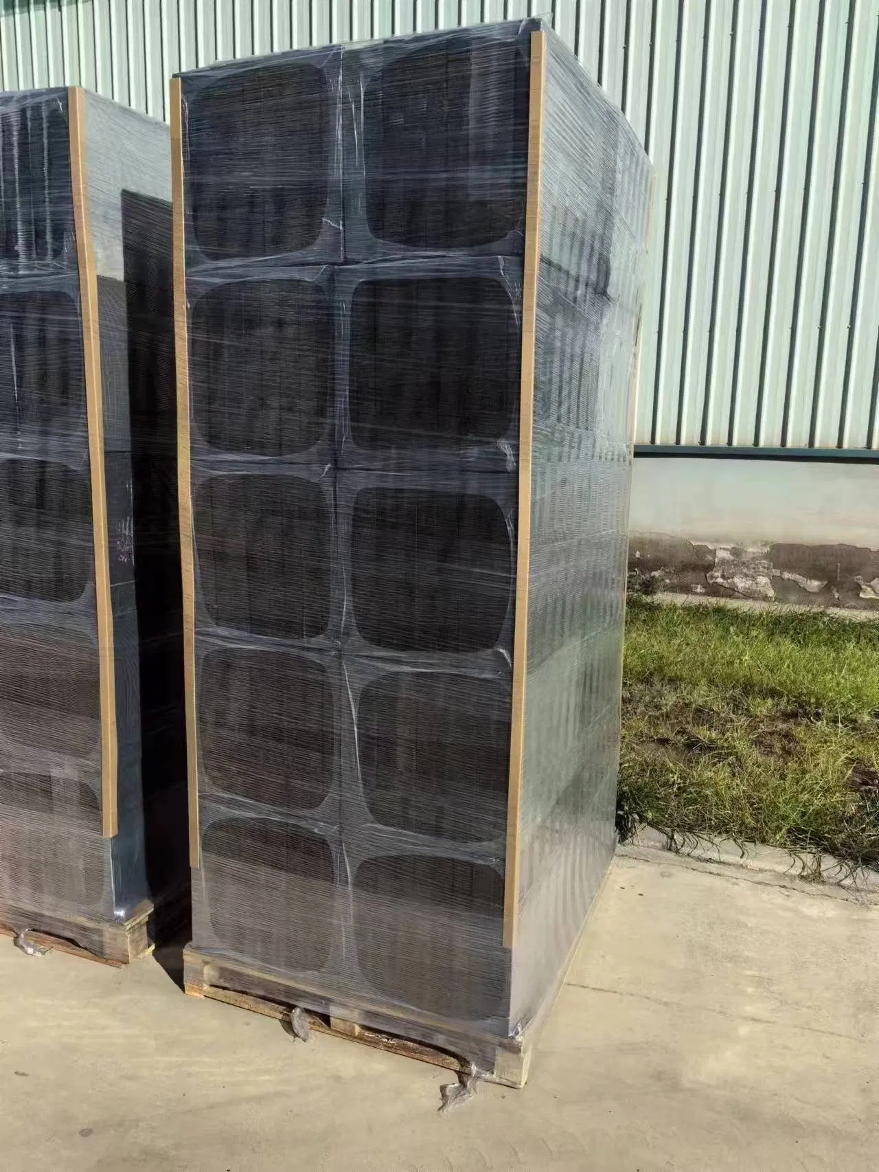 Delivery Foam Glass
