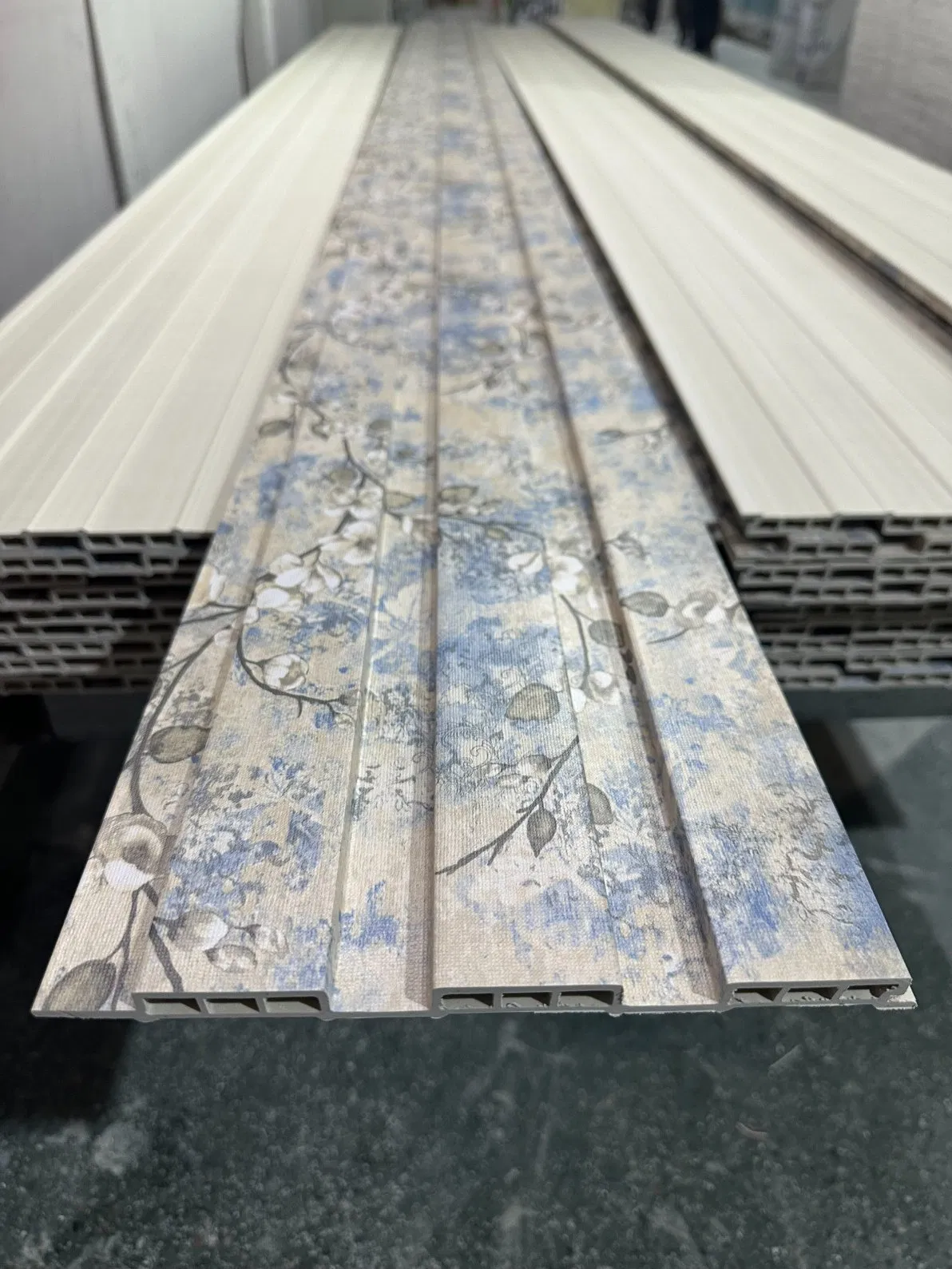 Interior Design Decoration PVC WPC Wall Panel Wooden Grain Fluted Panel Cladding