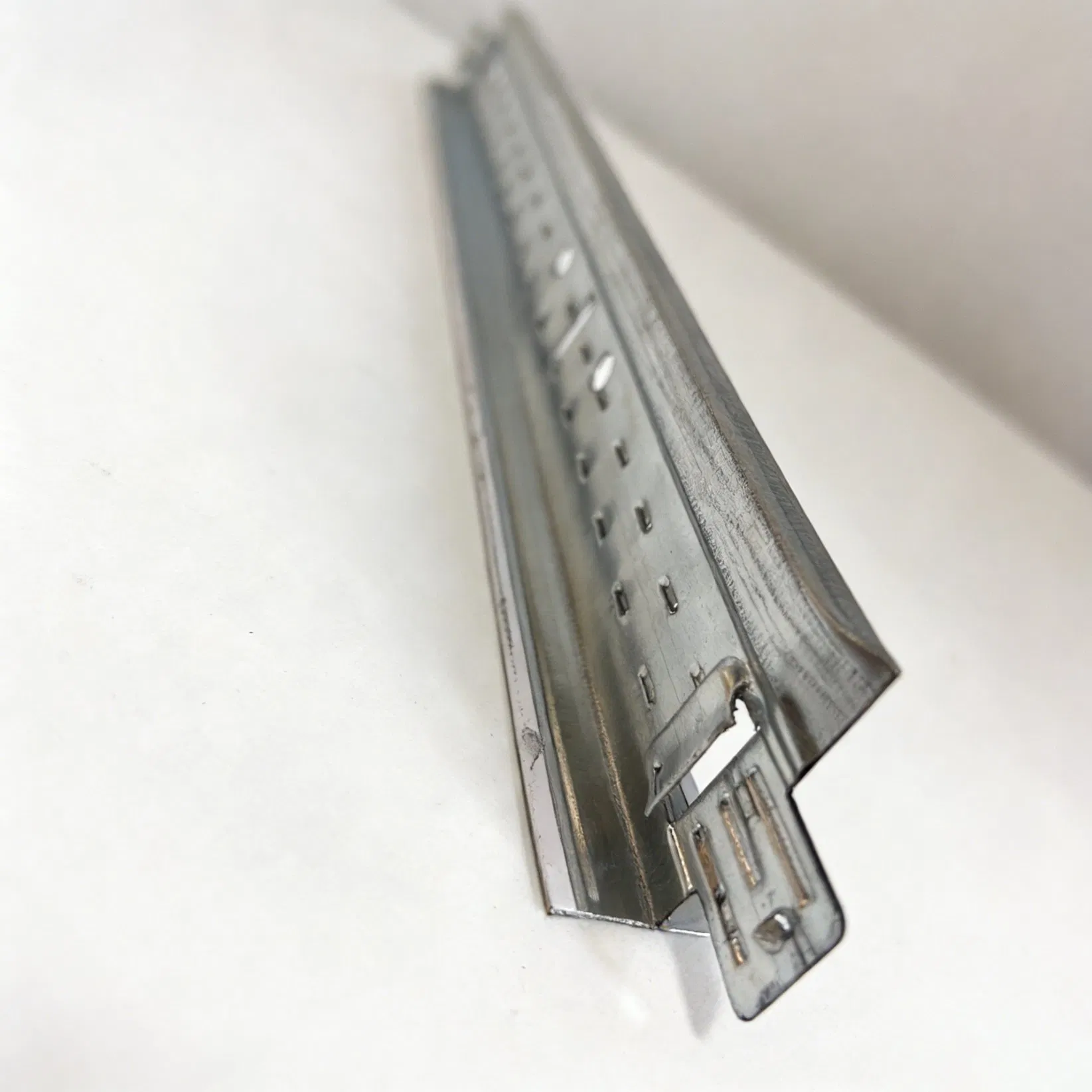 Premium Galvanized Steel T Grid T-Bar System for Ceiling Installations