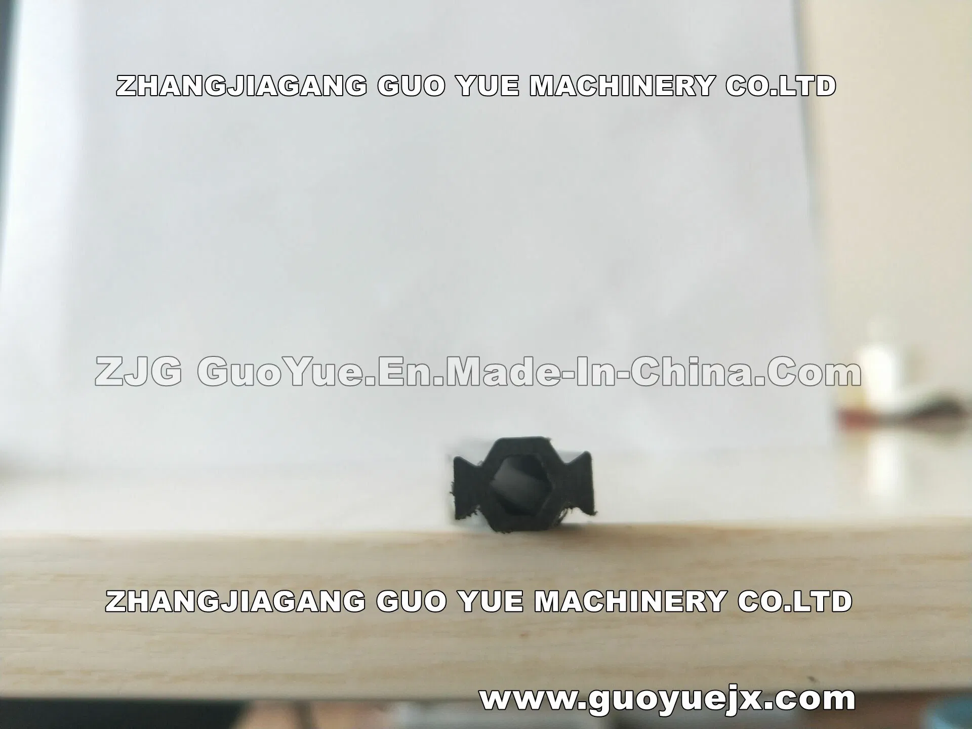 Insulation Material for Glass Curtain Wall