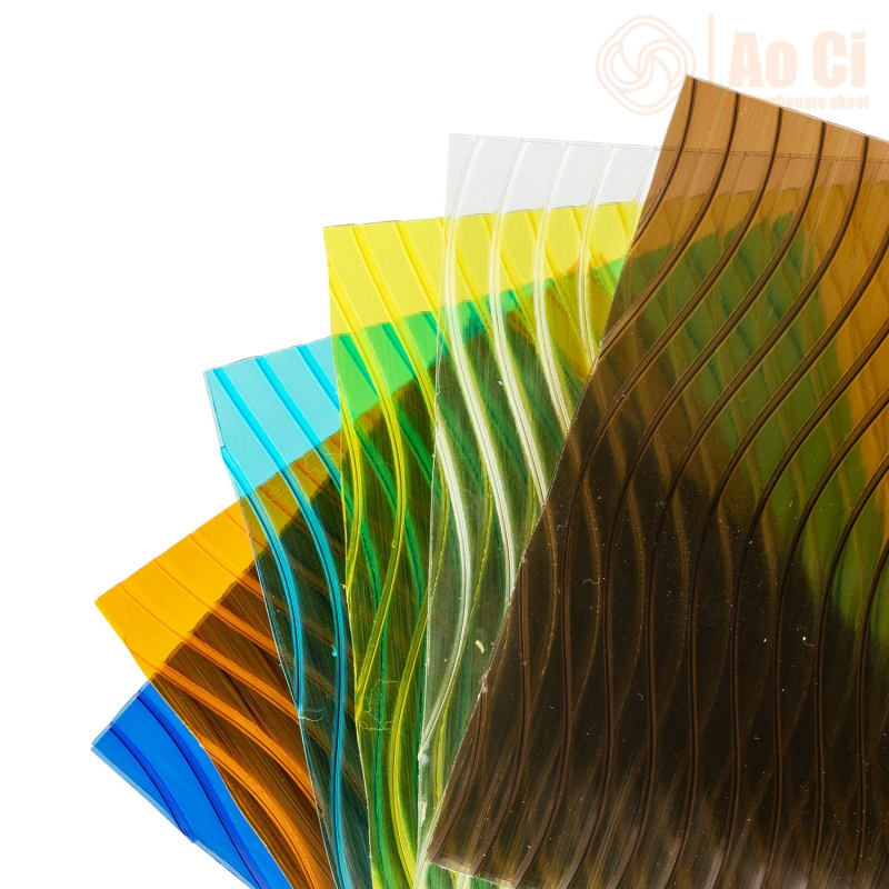 10mm 1, 05X2, 90 Mts Polycarbonate Roofing Material