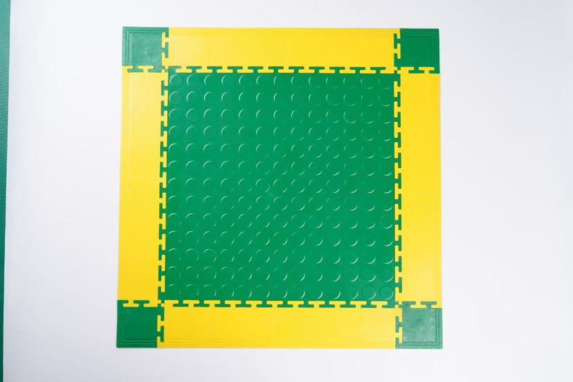 Durable Water-Proof PVC Soft Garage Floor Tile Stud/Coin/Leather/Diamond 500X500X6mm with Interlocking