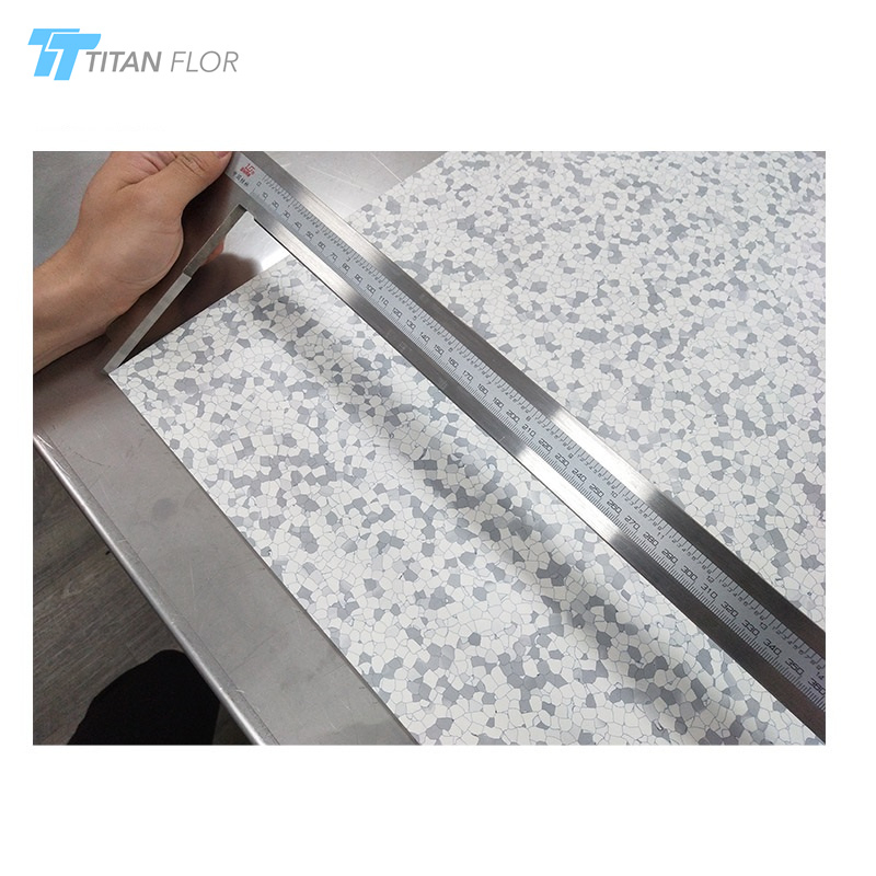 ESD Conductive PVC Vinyl Flooring Tile Antistatic Flooring Tile 610mm