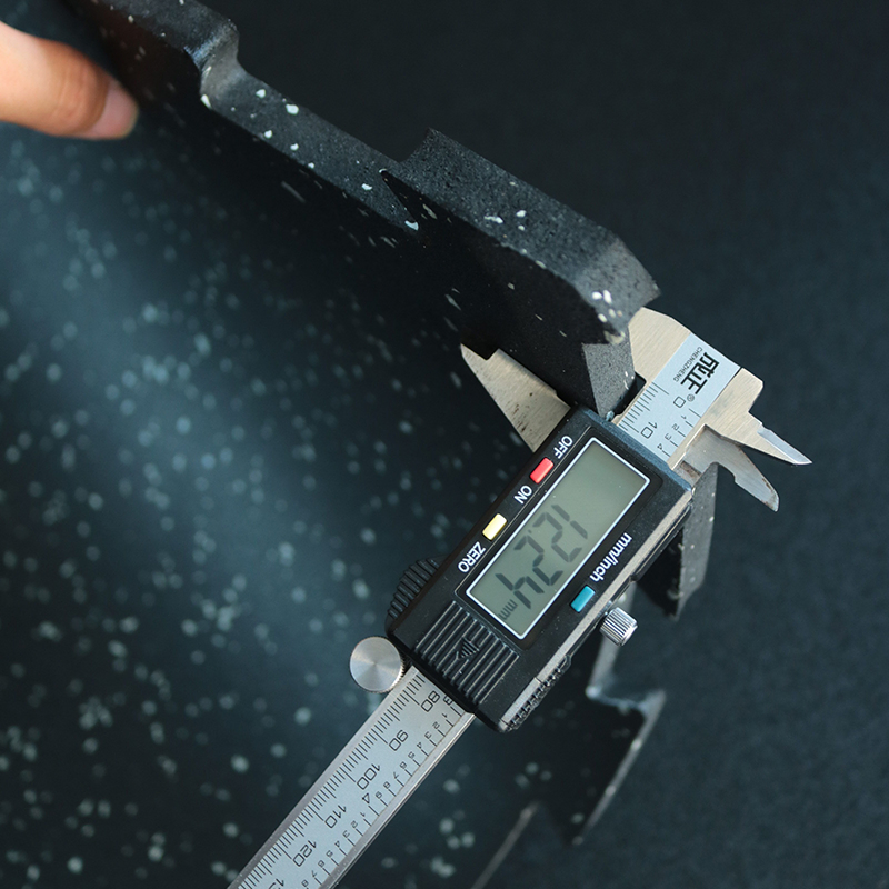 Strength-Fitness-Equipment China Gym Equipment Suppliers Rubber Playground Flooring