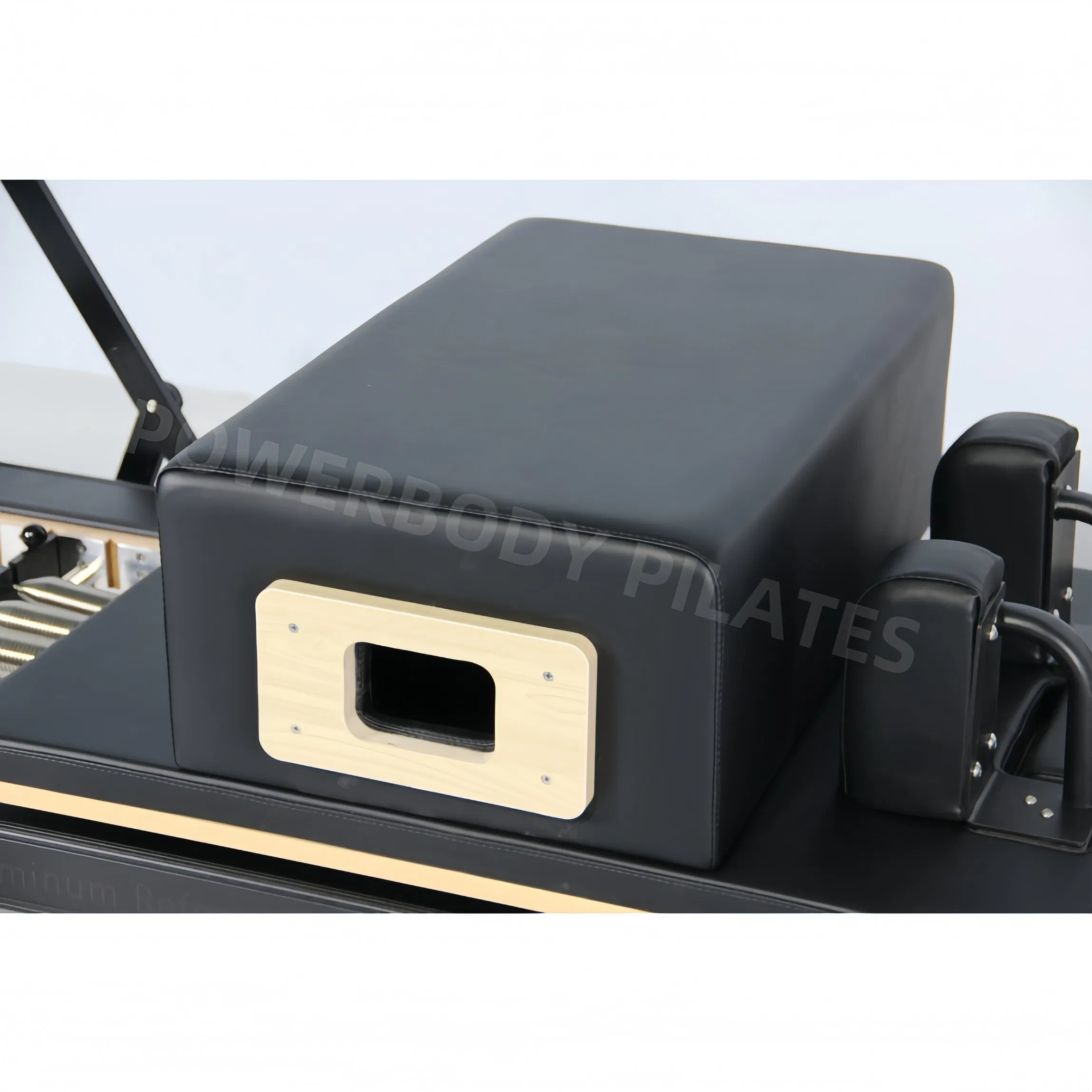 Premium Aluminum Pilates Reformer Bed with Extended Legs Aluminum Reformer Pilates Studio Equipment Yoga Reformer