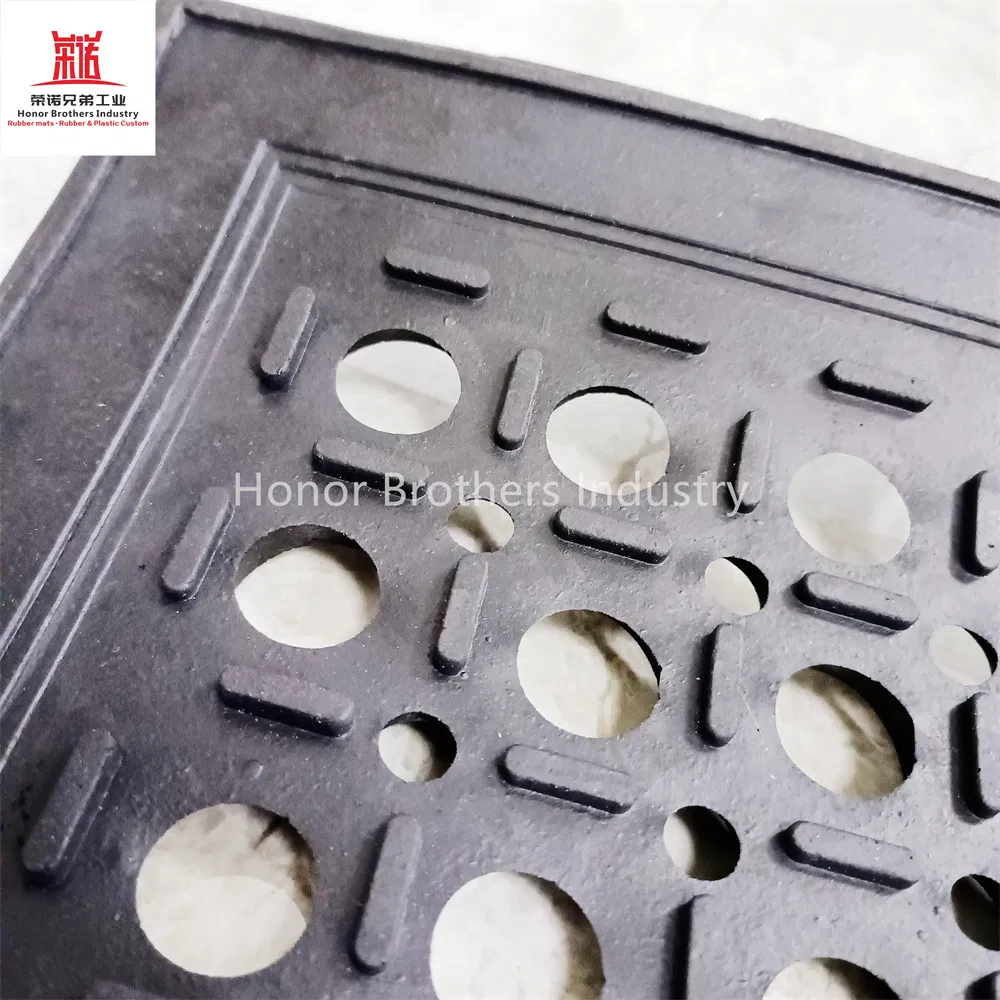 Outdoor Anti-Fatigue Non-Slip Interlocking Hollow Drainage Playground/Pool/Kitchen Safety Entrance Flooring, Porous Rubber Floor Mat