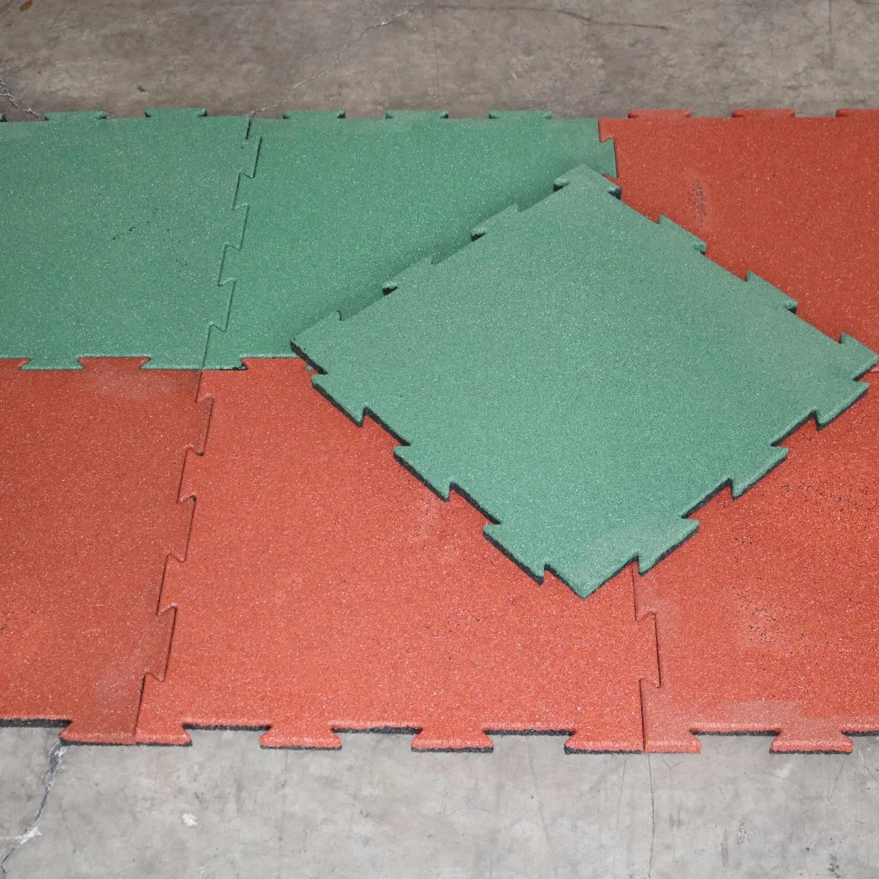Interlocking Outdoor Playground Rubber Floor