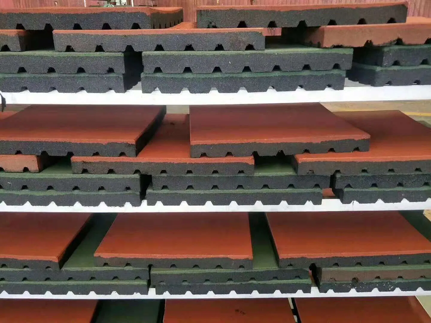 Ce/En71/En1177/Reach/ISO Outdoor Rubber Flooring Tile for Children Playground/Walkway/Park /Yard Floor/Garden