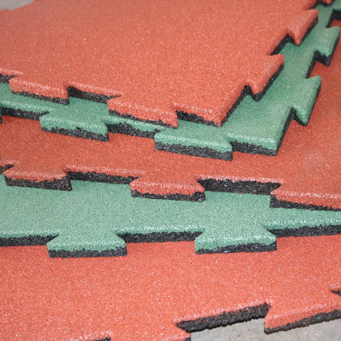 Interlocking Outdoor Playground Rubber Floor