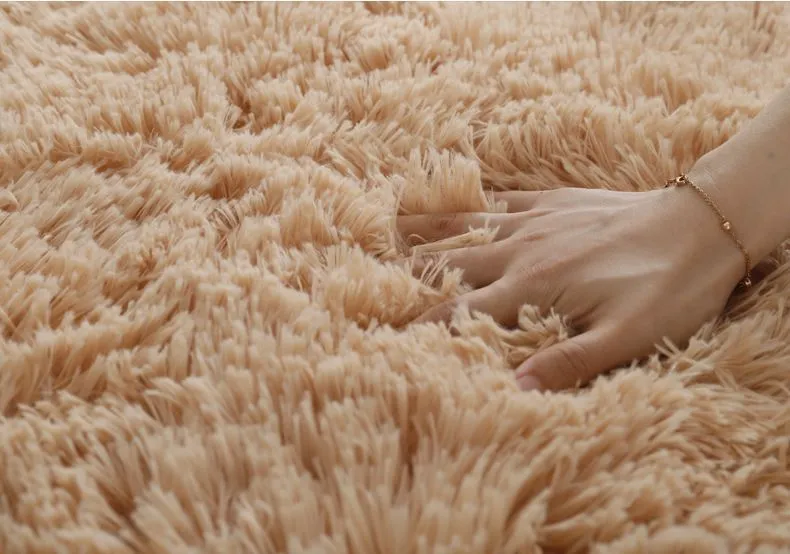 Fluffy Rug Display 1