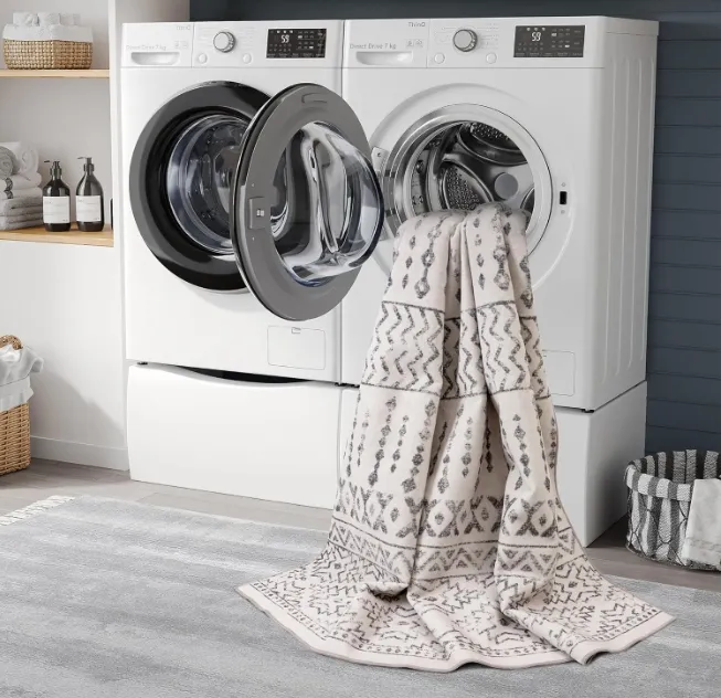 Polyester Carpet Surface