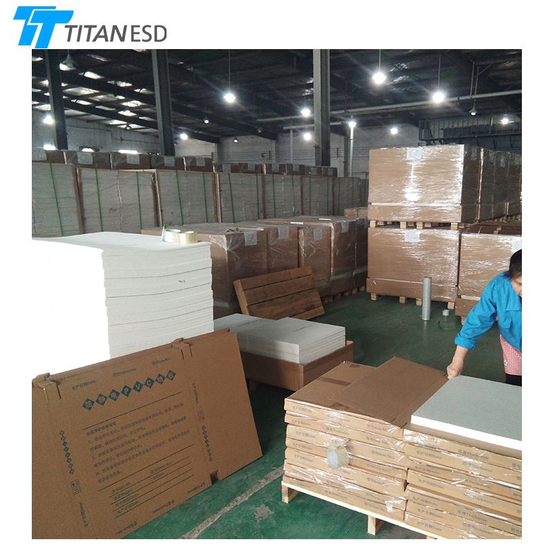 Factory Provided ESD Tiles Anti-Static Flooring PVC ESD Tiles Conductive Flooring