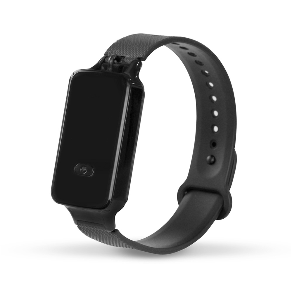 Advanced Health Tracking Smartwatch with Oxygen Level Monitoring
