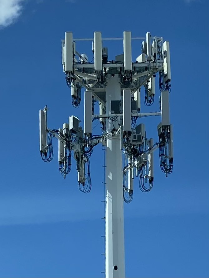 Free Standing Steel WiFi Telecom Communication Cellular Monopole Tube Telecommunication Tower