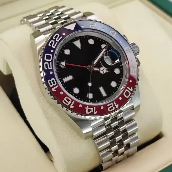 Professional Gmt Dual Time Watch for Travelers with Tracking Patent