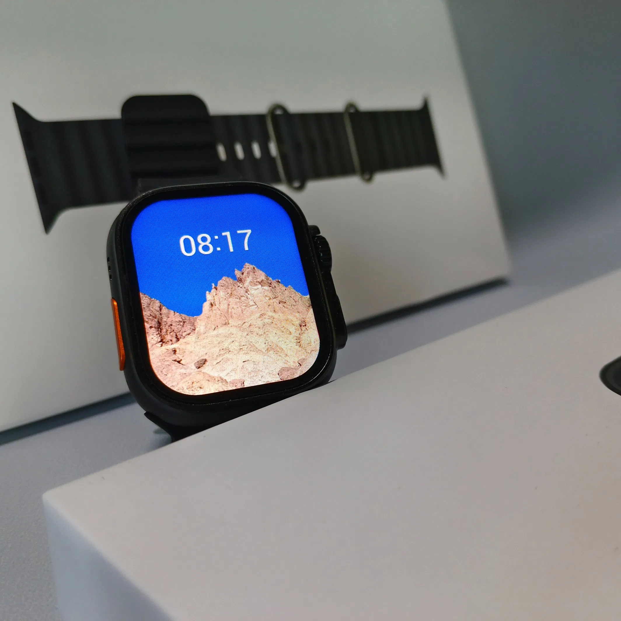 The 2025 Best-Selling AAA+++ High-Quality Smartwatch Ultra 2 1: 1 Enables Functions Such as Blood Pressure Oxygen Monitoring and Health Weekly Reports