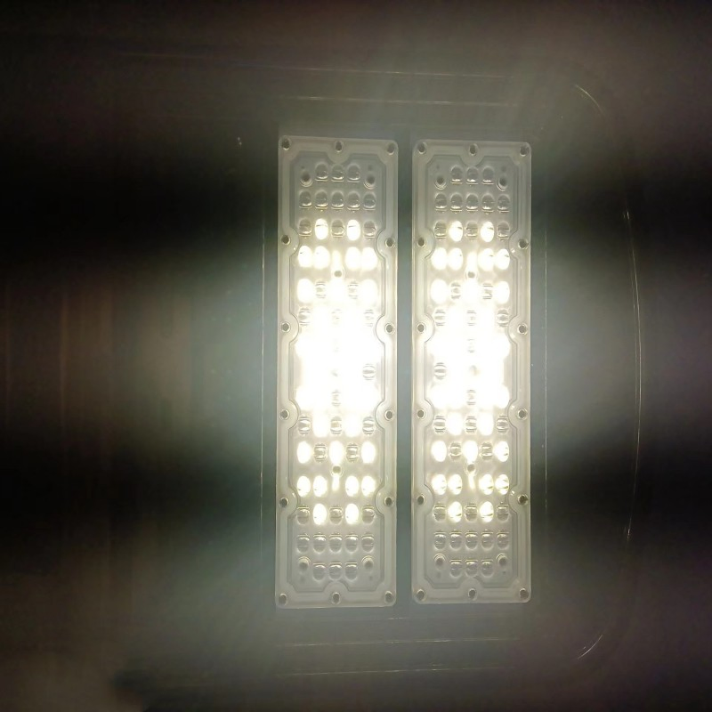 Outdoor Single Double Arm 6-12m Hot-DIP Galvanized Lighting Post Street Lighting Pole