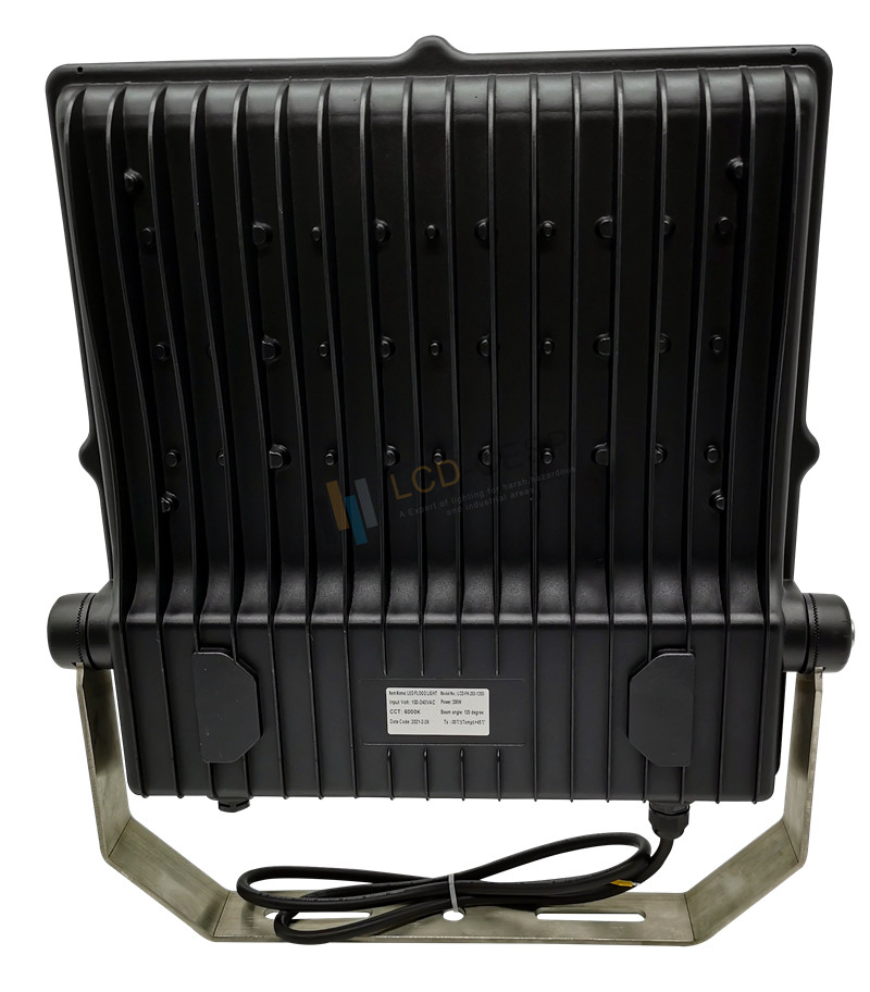 High Lumen 29000 Lumen 200watt LED Floodlights Black Line Voltage Hardwired Flood Lights SMD Chip 170-250lm/W IP66 Waterproof 60000h Adjustable Bracket Mount