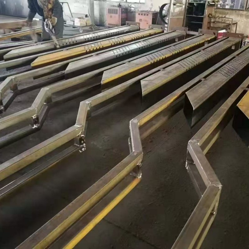 IP66 Hot-DIP Galvanized Conical Octagonal Steel Metal Street Lighting Pole