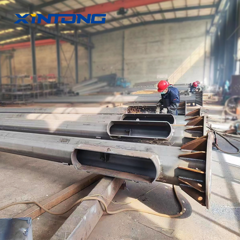 Xintong Hot DIP Galvanized Round Outdoor Street Lighting Pole Price