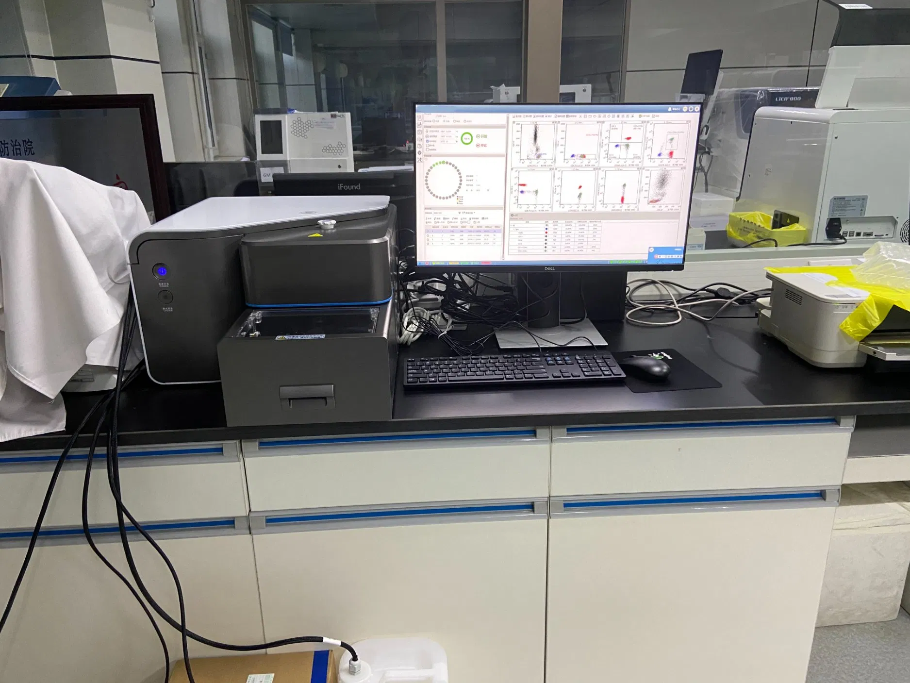Ltc02 Hospital Laboratory Equipment Detecting Cells Clinical Flow Cytometer