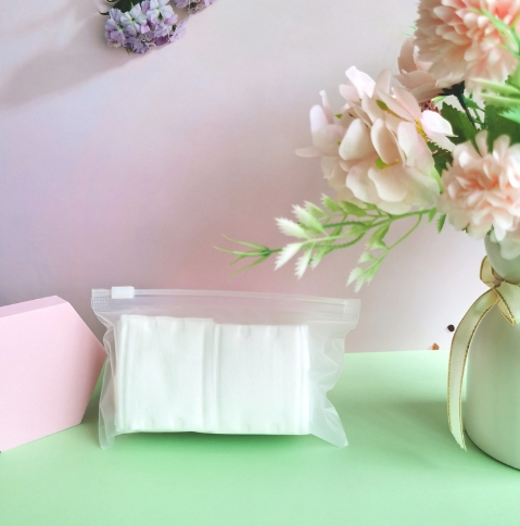 Square Beauty Cotton Pad Making Machine