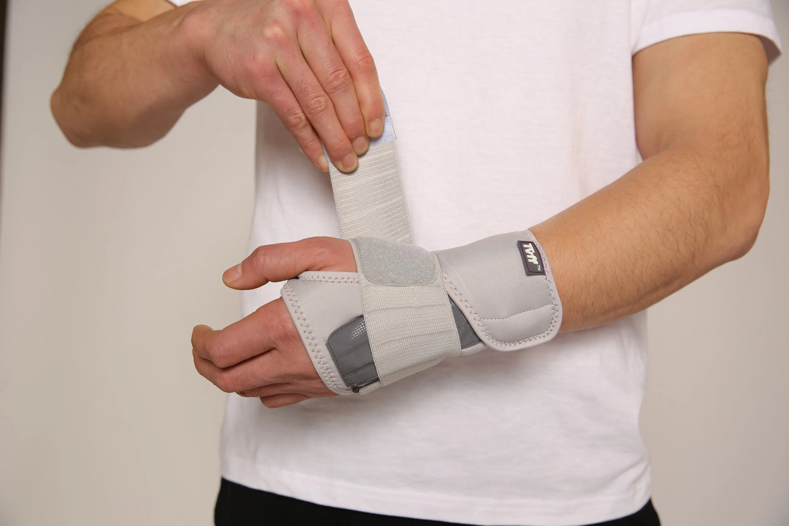 Airprene Brace Orthopedic Wrist Wrap Band Support