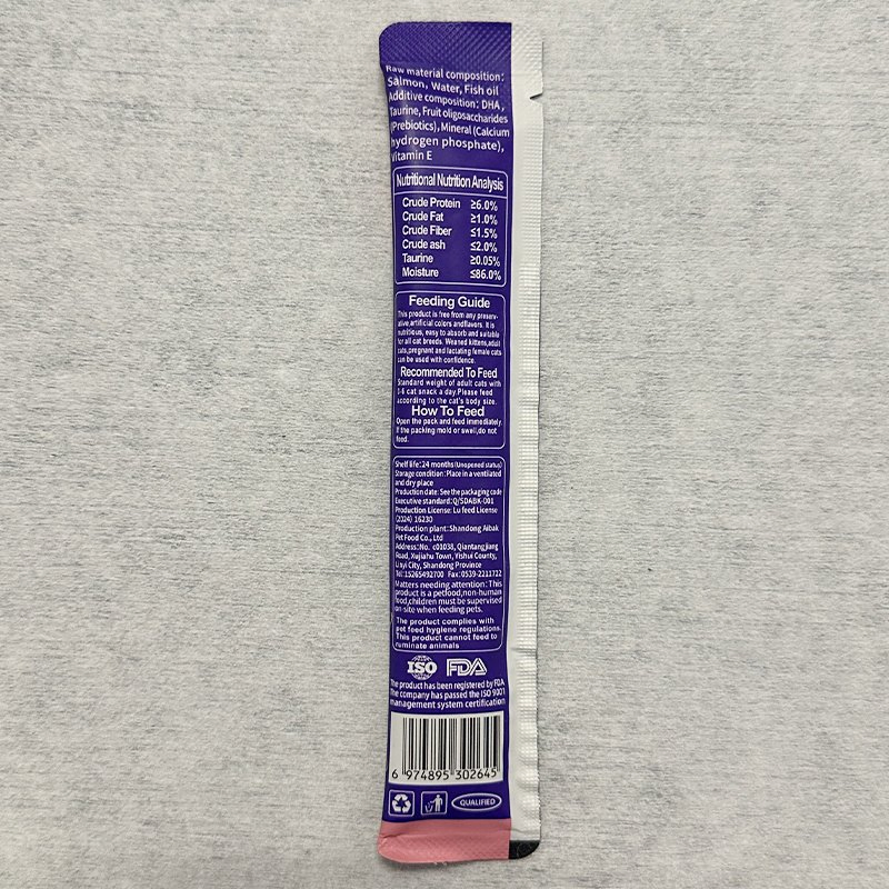 Wet Pet Treats with Protein-Rich Organic Tuna and Chicken