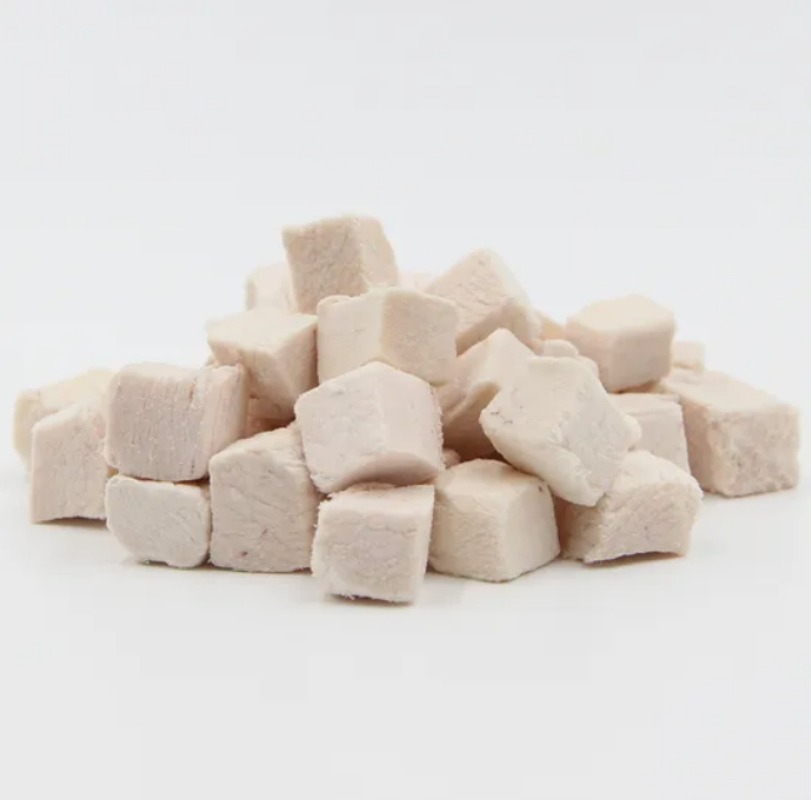 Freeze-Dried Chicken Dice Natural Cat Dog Food Pet Treat