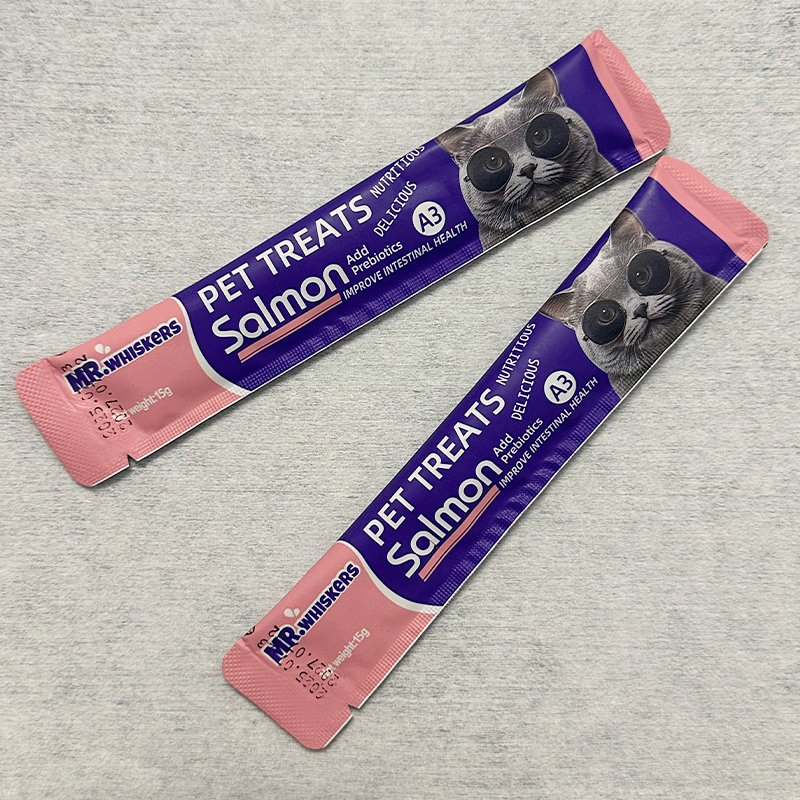 Wet Pet Treats with Protein-Rich Organic Tuna and Chicken