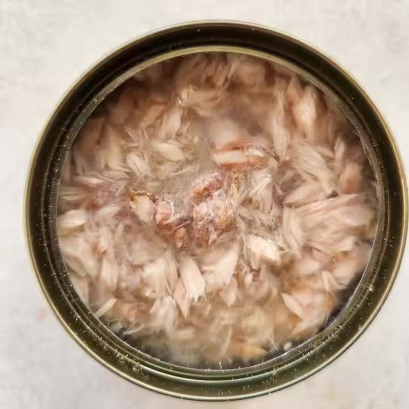 Manufacturer Wholesale 170g Chicken &amp; Beef Flavor Canned Dog Food High Quality Wet Food for Dogs Delicious Treats