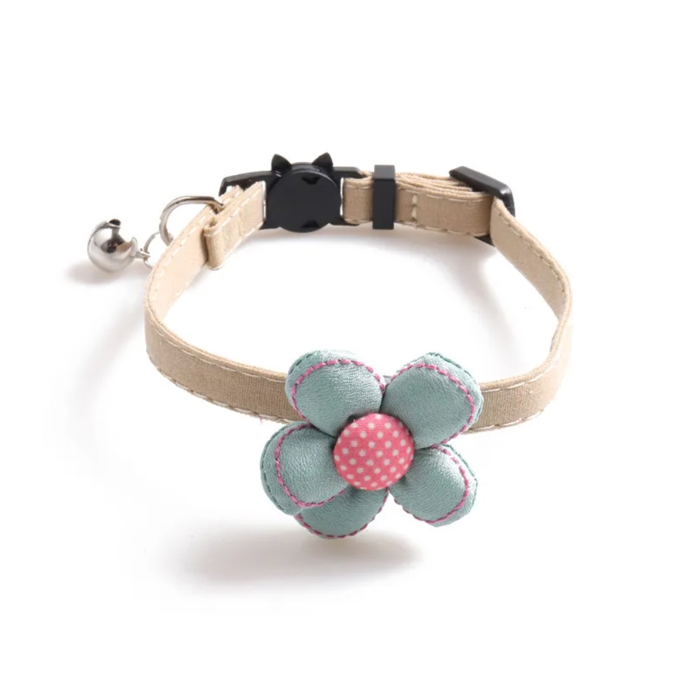 Colar Retrátil de Luxo Fofo em Estilo de Flor Multicolorido para Gato e Cachorro à Venda