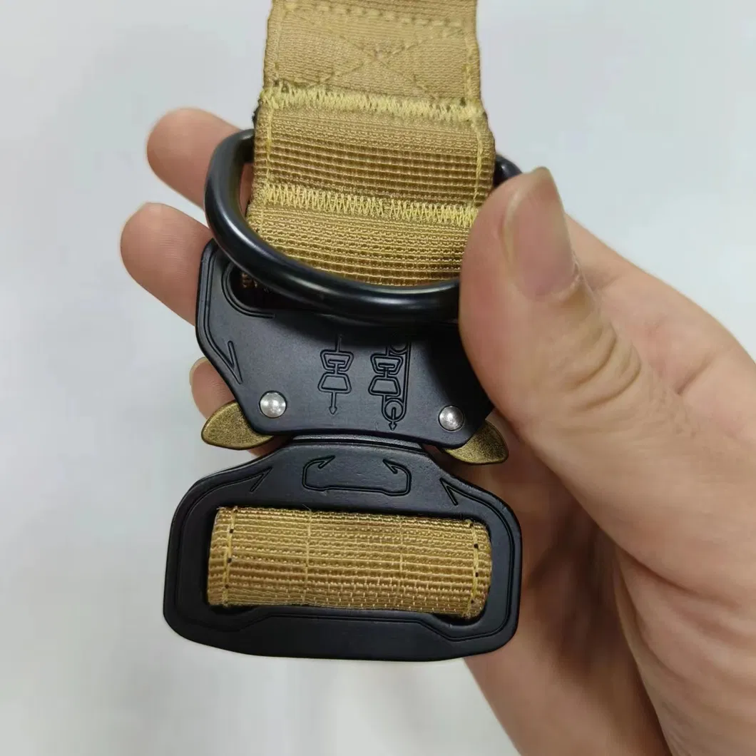Colar de Cão Tático de Nylon Personalizado em Neoprene com Fecho de Gancho e Laço Refletivo Luxuoso para Animais de Estimação com Fivela de Sapo Dourada