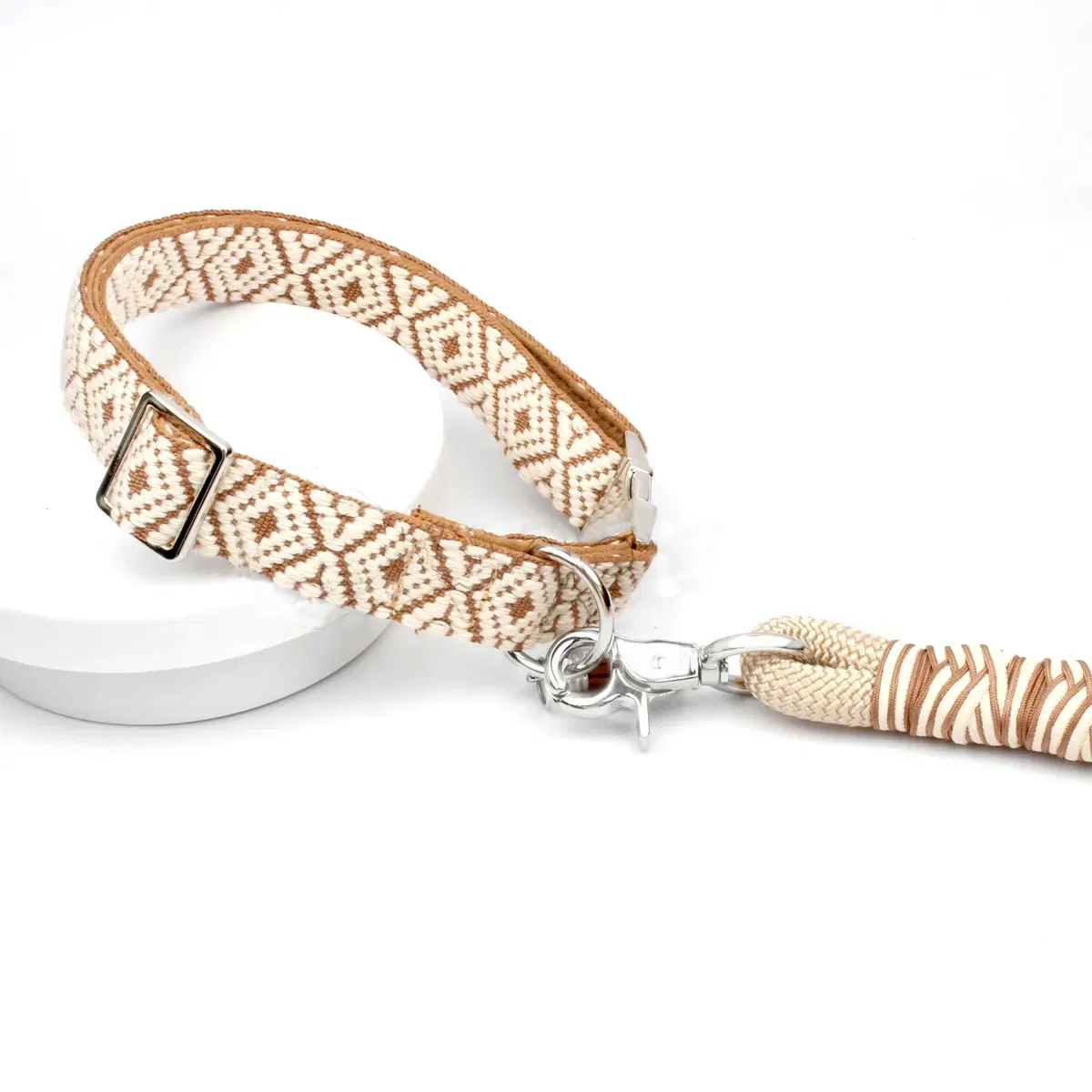 Conjunto de Coleira e Guia para Cães de Novo Design Luxuosa Trançada à Mão Guia Sem Mãos