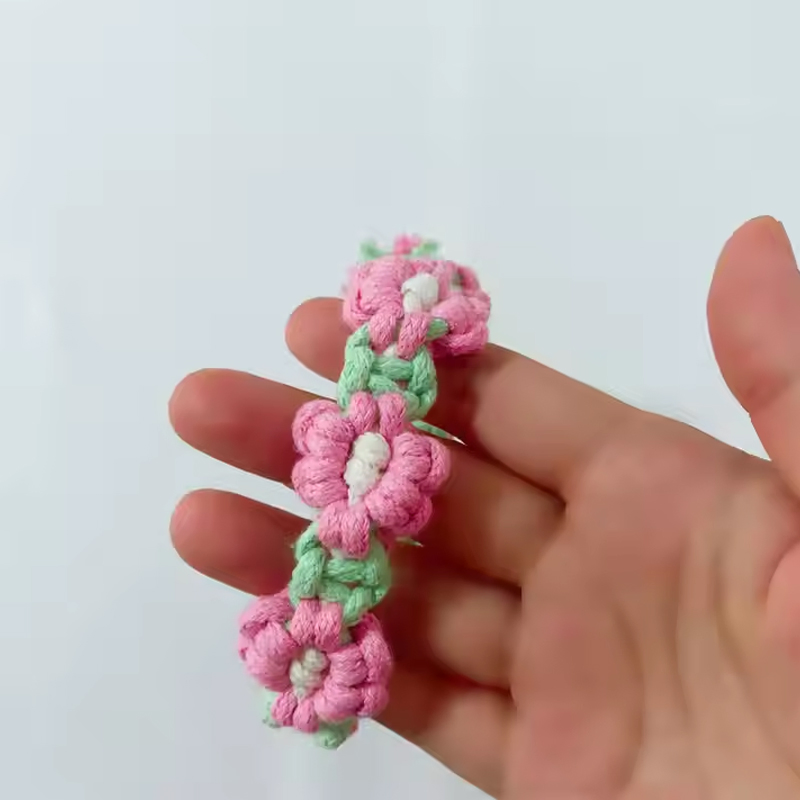 Coleira Ajustável para Animais de Estimação em Macramê Rosa Flor Feita à Mão para Cães e Gatos