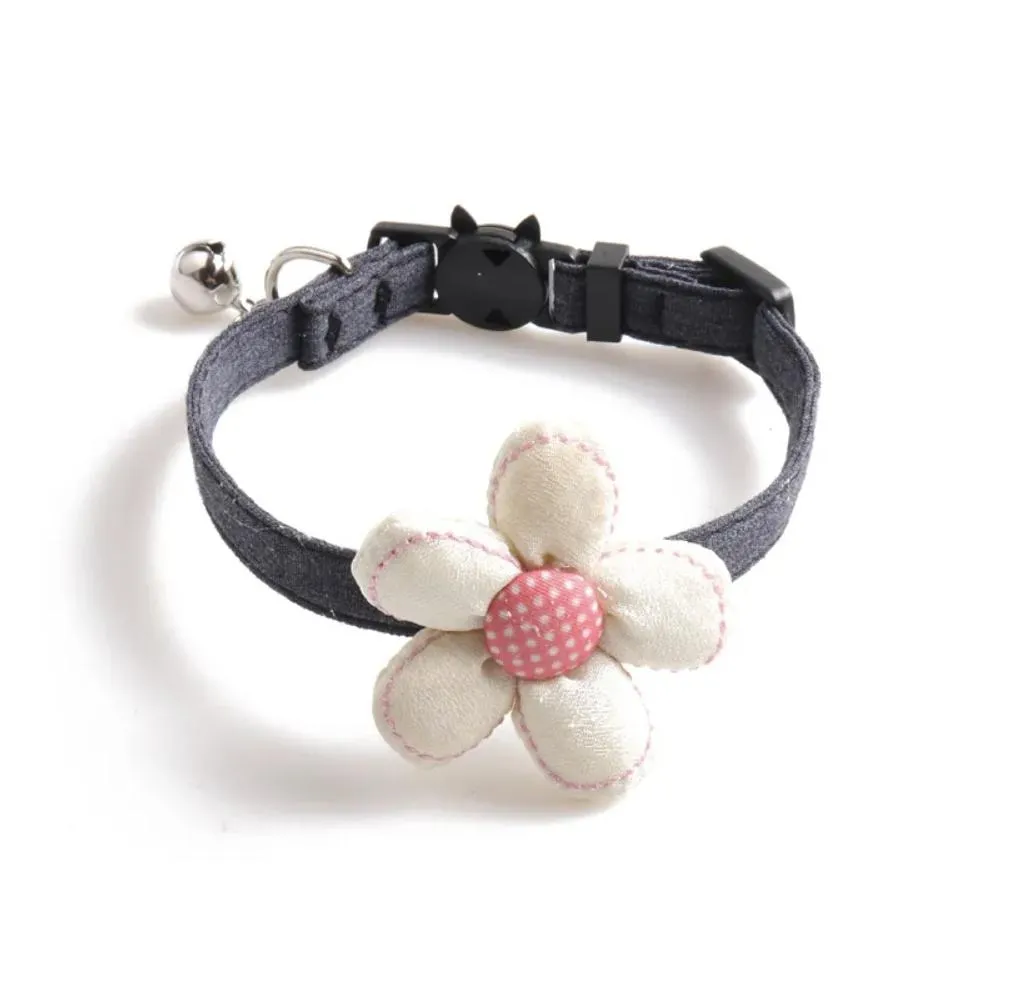 Colar Retrátil de Luxo Fofo em Estilo de Flor Multicolorido para Gato e Cachorro à Venda