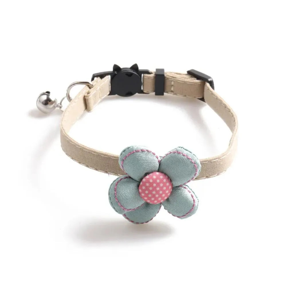 Colar Retrátil de Luxo Fofo em Estilo de Flor Multicolorido para Gato e Cachorro à Venda