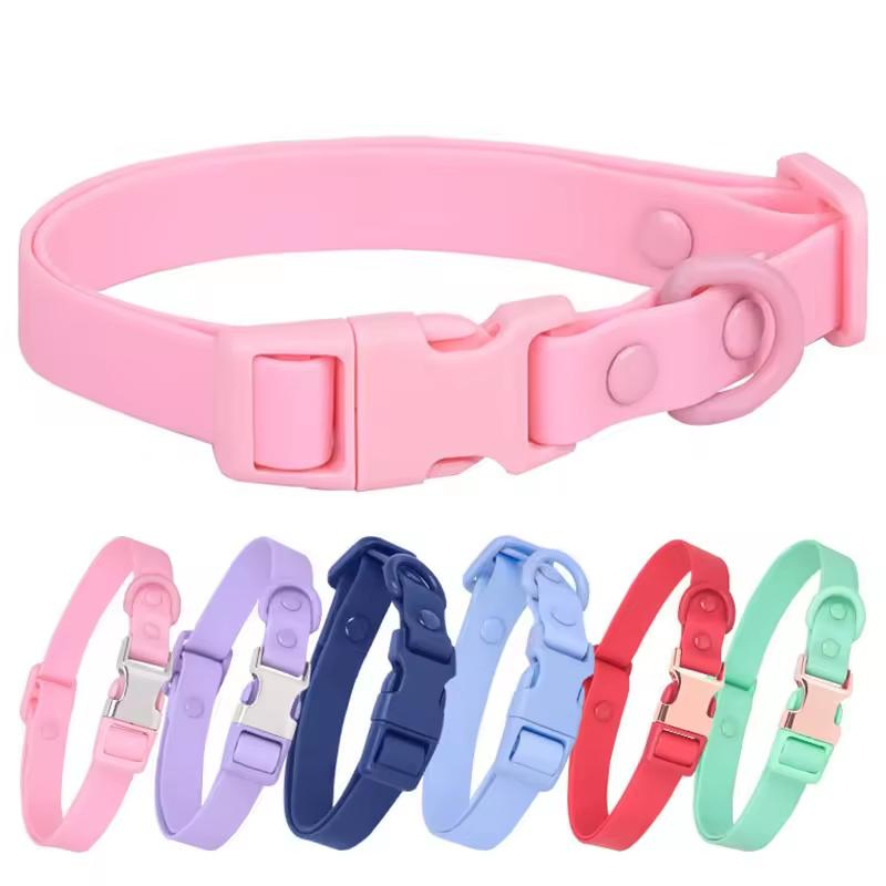 Venda por atacado de coleiras para cães ajustáveis em várias cores, revestidas de PVC e TPU, produto à prova d'água, conjunto de coleira e guia para cães e gatos em nylon