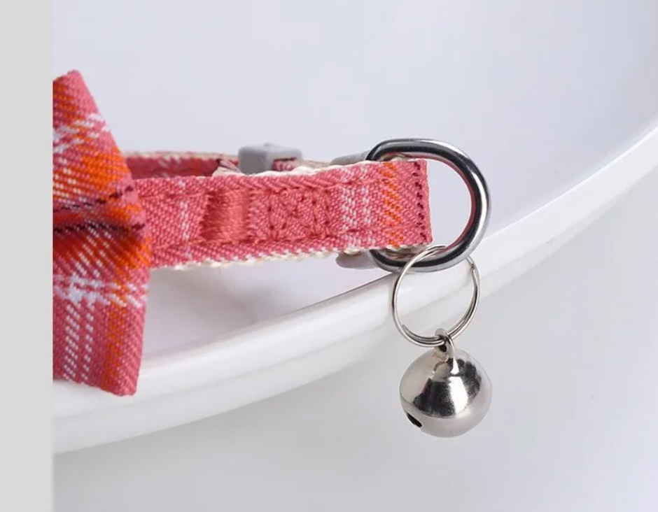 Hot Sale High Quality Plaid Pattern Bell Cat Collar Comfortable Pet Decoration Adjustable